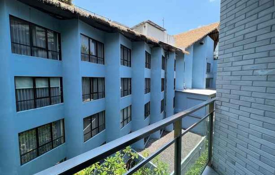 Tribe Comfort 2 Single Beds Balcony