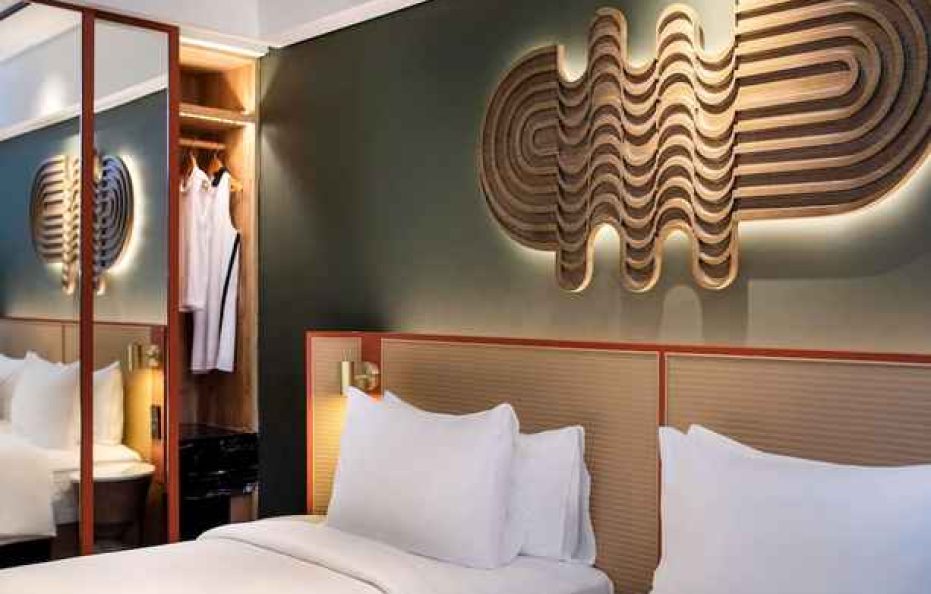 Tribe Comfort 2 Single Beds Balcony