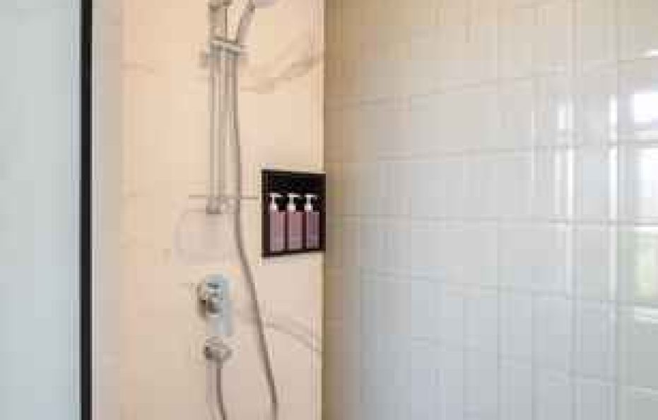 Tribe Comfort 2 Single Beds Balcony