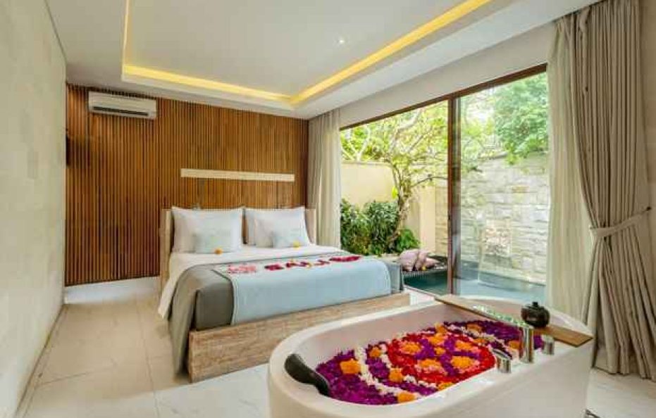 One Bedroom Villa With Private Pool And Bathtub