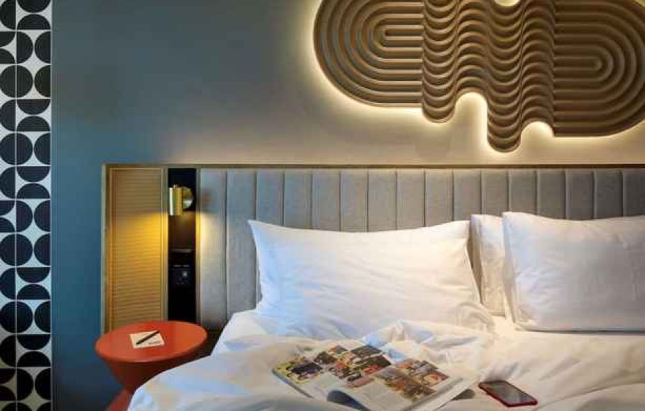 Comfort Suite 1 King Bed Ocean View